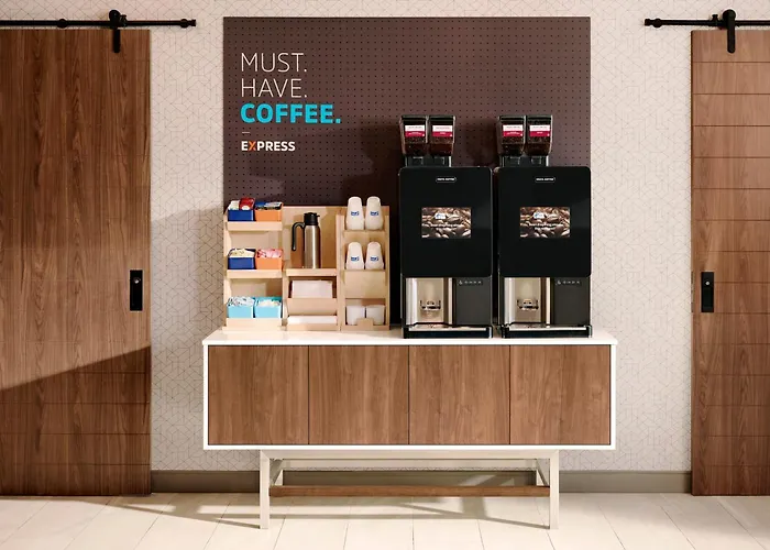 Holiday Inn Express Romulus / Detroit Airport By Ihg